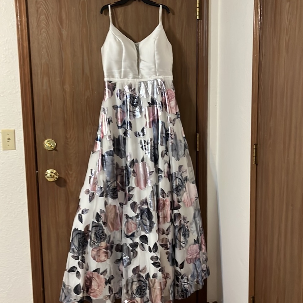 open lace back dress 5